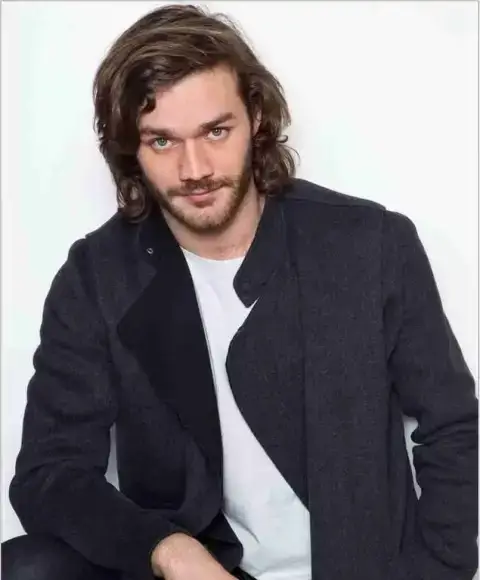 Lorenzo Richelmy